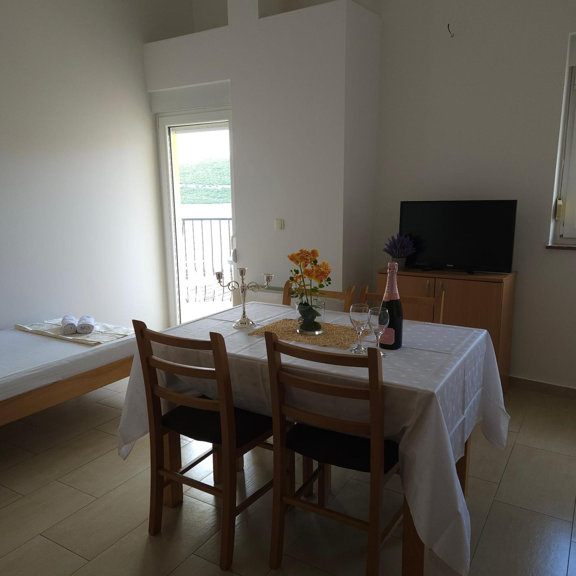 Apartments Cytrus Неум Екстер'єр фото